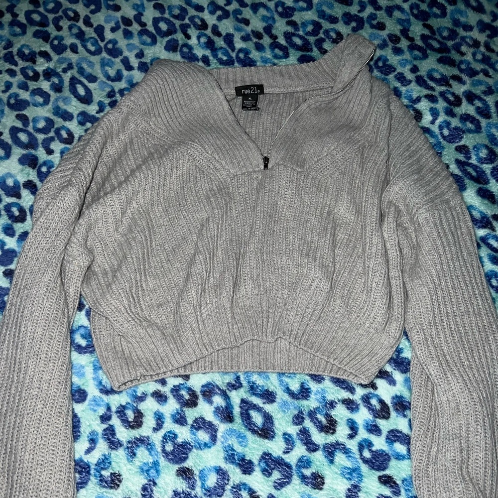gray v neck sweater from rue 21